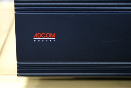 Adcom GFA-5802 Logo